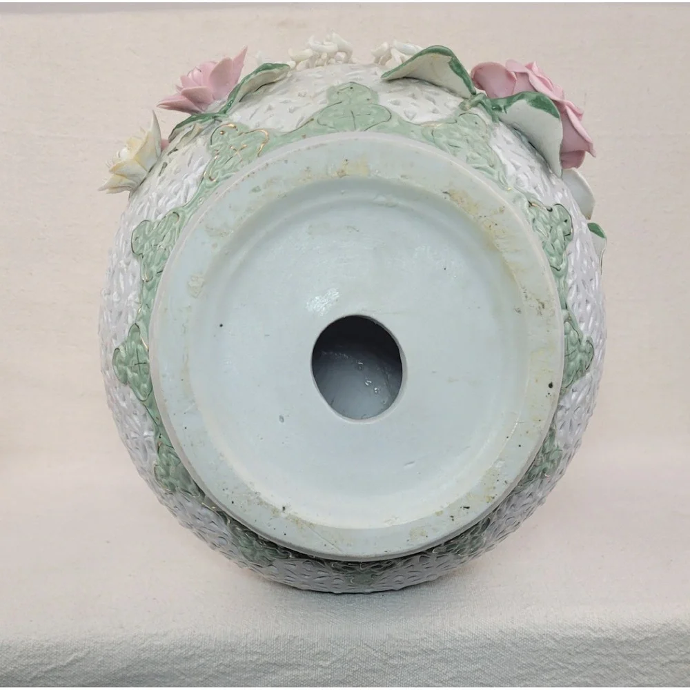 Vintage Large Porcelain Dragon Handle Reticulated Floral Vase Gold‎ Gilt 17 Inch